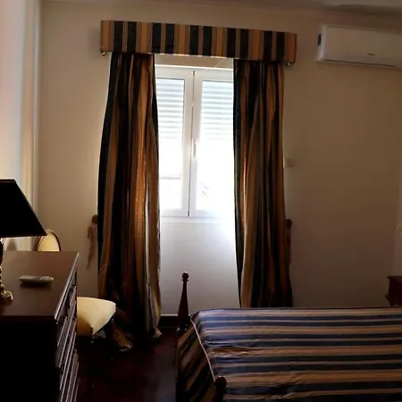 House With 4 Bedrooms In With Wonderful City View Furnished Terrace And Wifi 3 Km From The Beach Semesterbostad