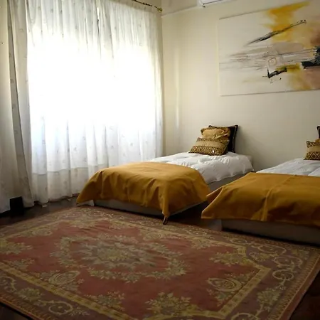 House With 4 Bedrooms In With Wonderful City View Furnished Terrace And Wifi 3 Km From The Beach Semesterbostad Ponta Delgada